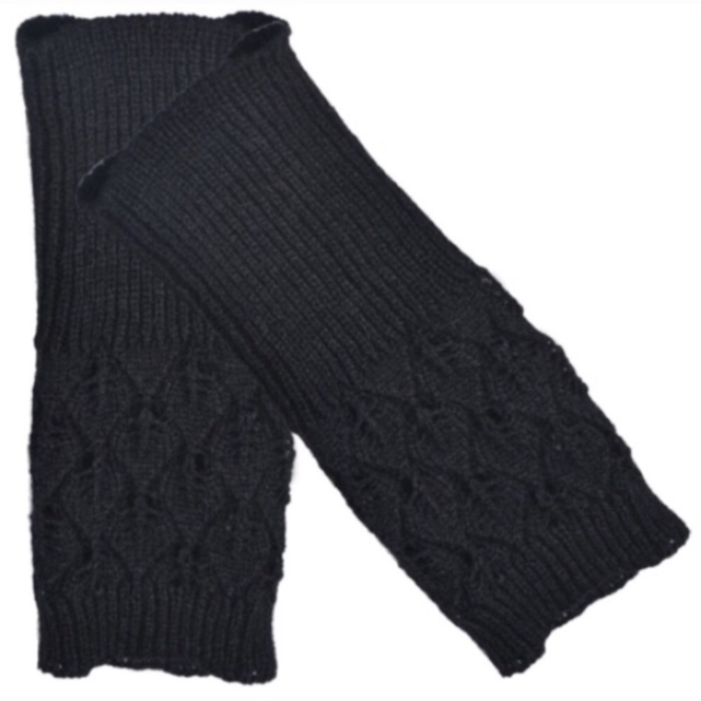 NWT Black fingerless gloves - Picture 3 of 3