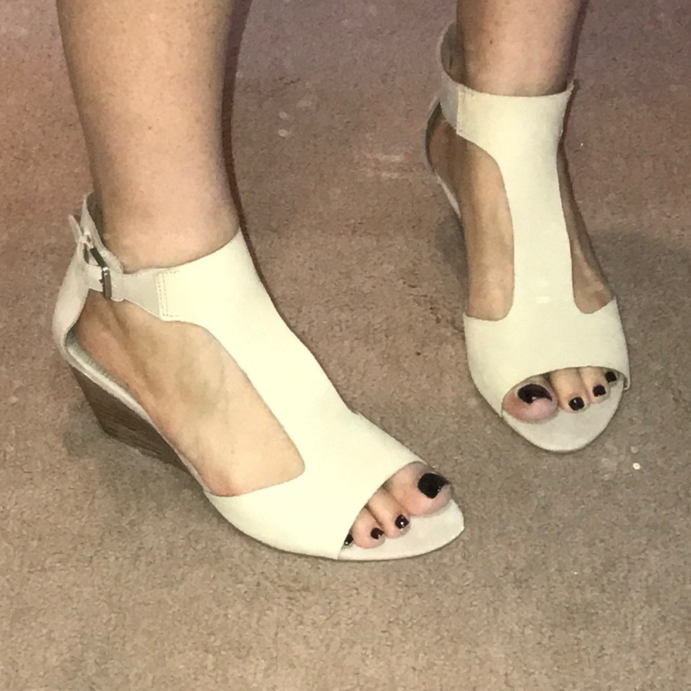 Franco Sarto low heel sandals