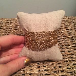 Grace cuff