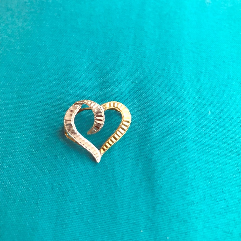 Heart pendant
