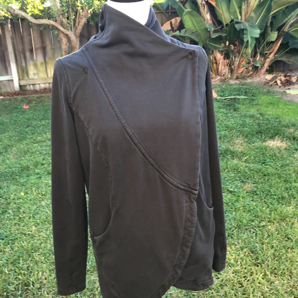 Lululemon Black Jacket