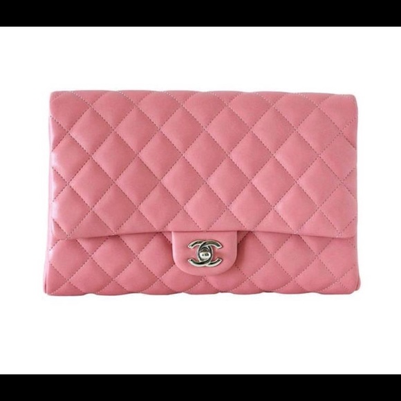Chanel clutch with chain - Picture 1 of 1