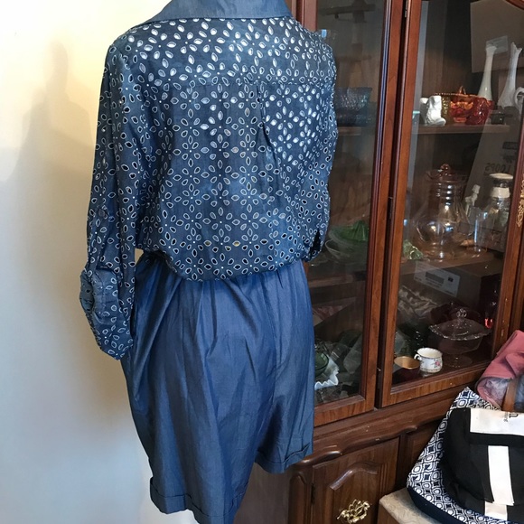 💥1 LEFT💥 WD.NY chambray eyelet romper - Picture 3 of 5