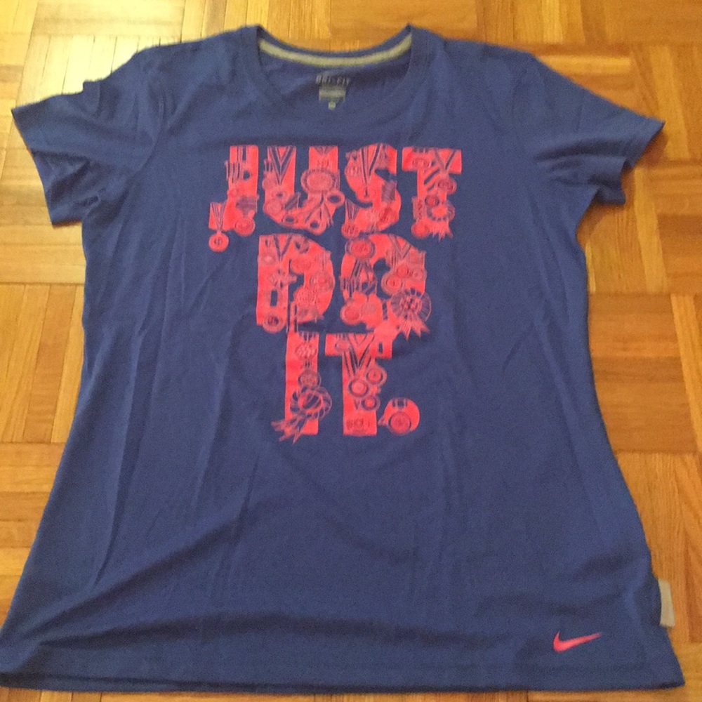 Nike semi fitted dry fit run tee