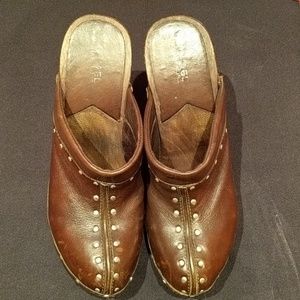 Michael Kors 4.5 inch wood heel shoes size 10