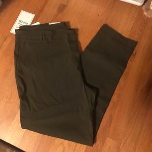 Pull-on pants, like leggings