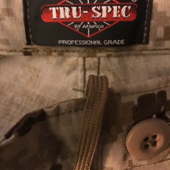 TRU-SPEC TACTICAL RESPONSE UNIFORM DESERT DIGITAL - Picture 4 of 6