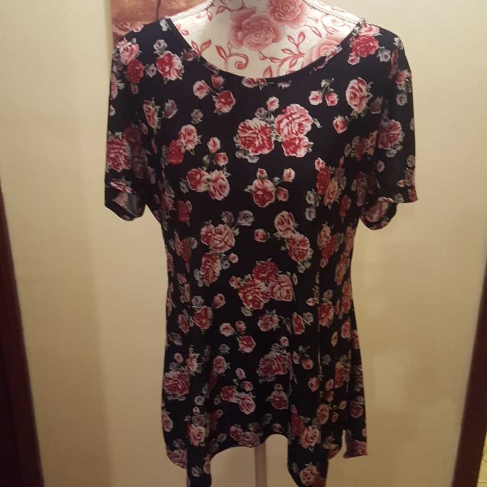 Floral top