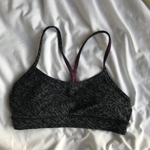 Lululemon sports bra