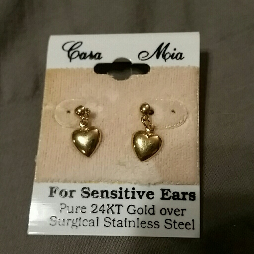 Dangle heart earrings. Pure 24kt gold over steel - Picture 1 of 2