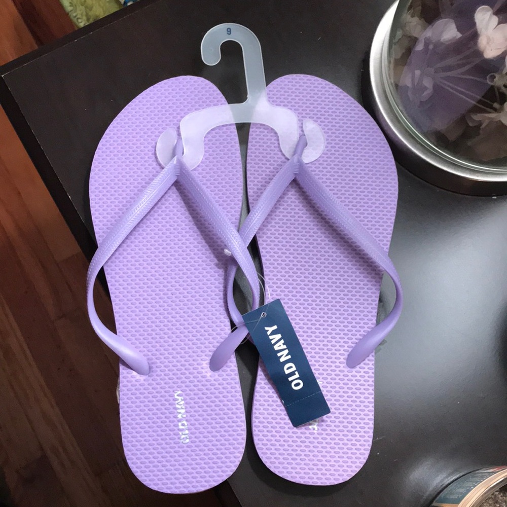 Old Navy Flip flops