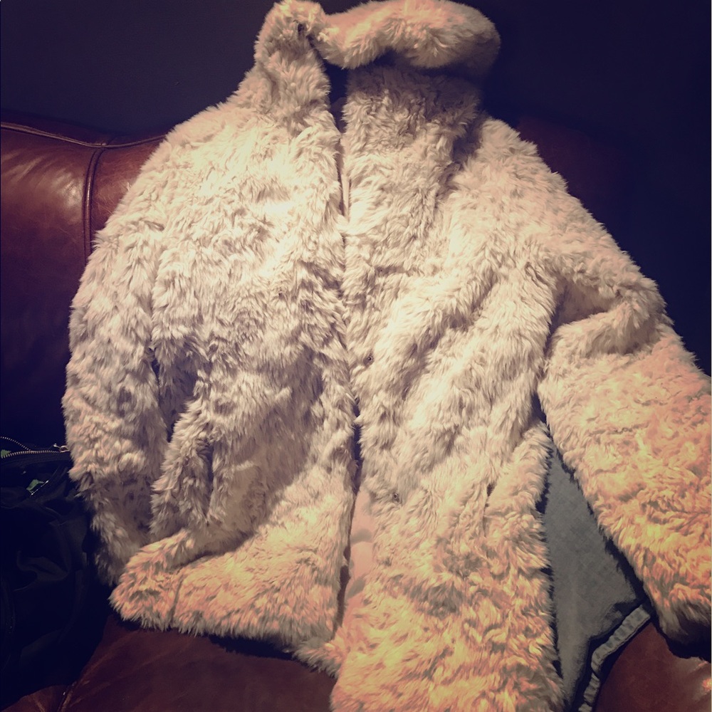 Hollister Faux White Fur