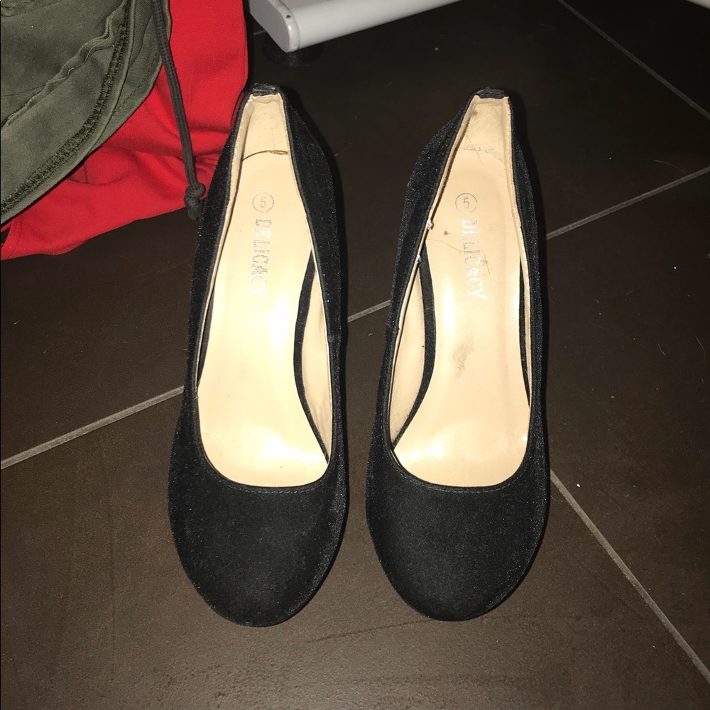Black velvet wedges