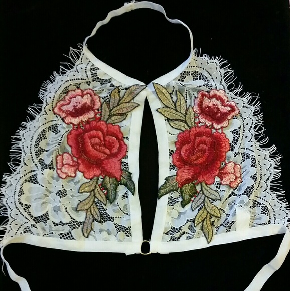 BLACK ONLY Lacey Sexy Embroidered Applique Bralette - Picture 4 of 8