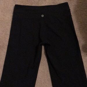 Lululemon black yoga pants