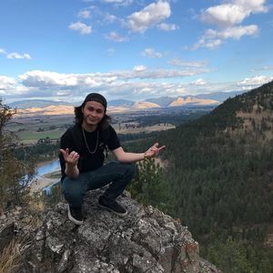 Meet your Posher, Chris