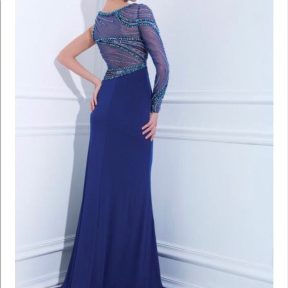 Tony Bowls Prom Dress - Picture 7 of 8