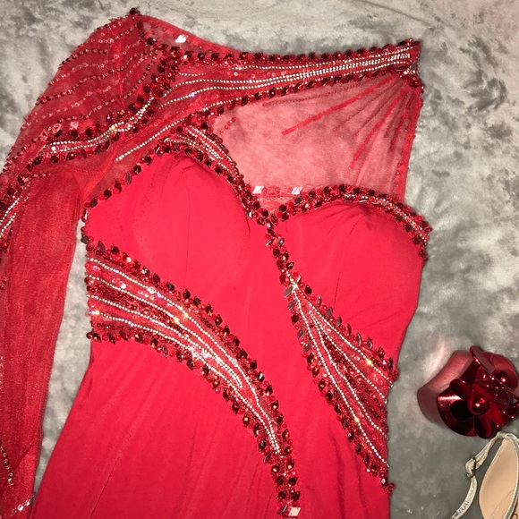 Tony Bowls Prom Dress - Picture 5 of 8