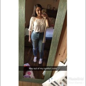 Meet your Posher, Beatriz
