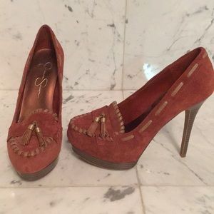 Jessica Simpson burnt orange Tassel pumps