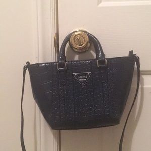 GUESS handbag excellent condition