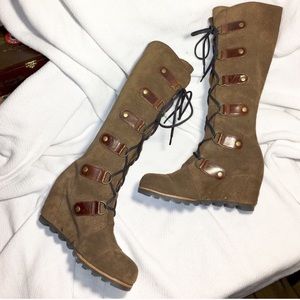 Sorel Joan of Arctic Tall Wedge - EUC