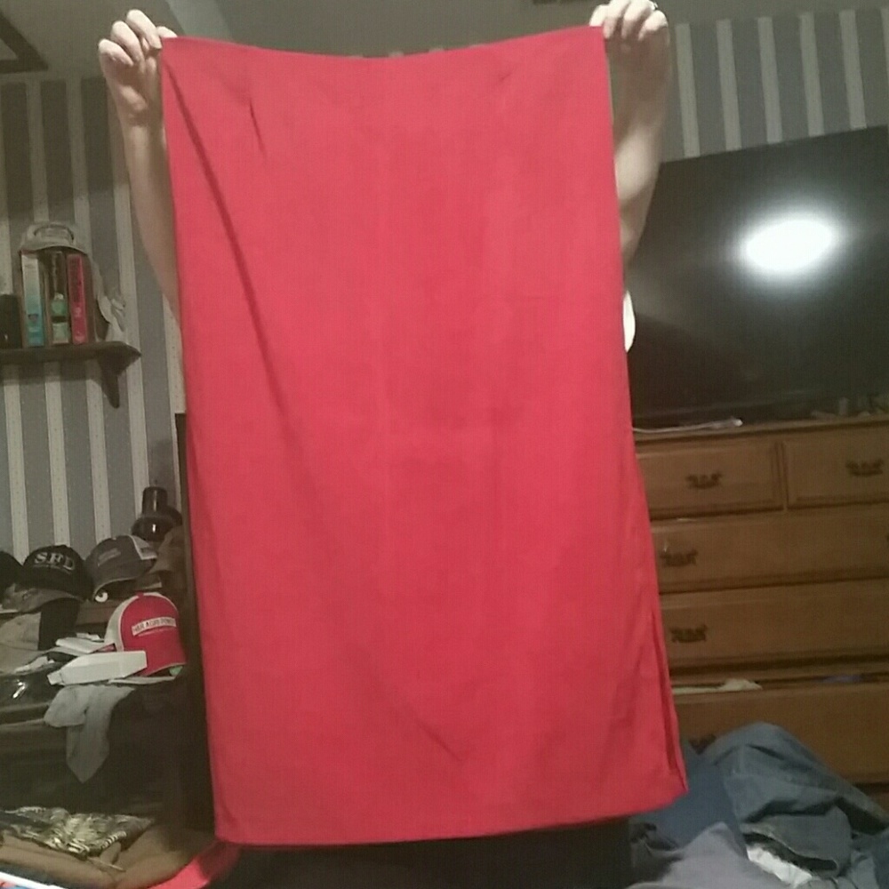 Mole skin red skirt