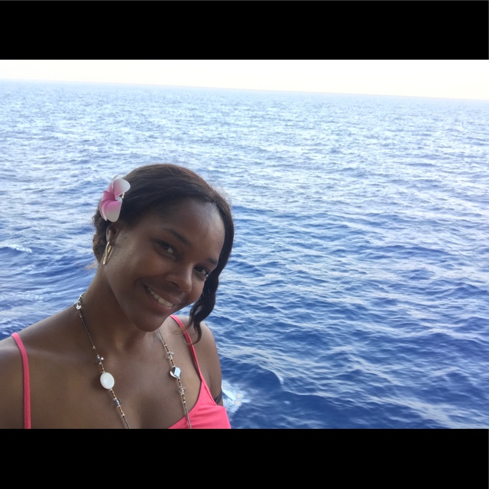 Meet your Posher, Nichole