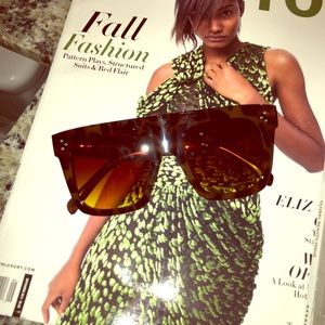 Brown tortoise sunglasses