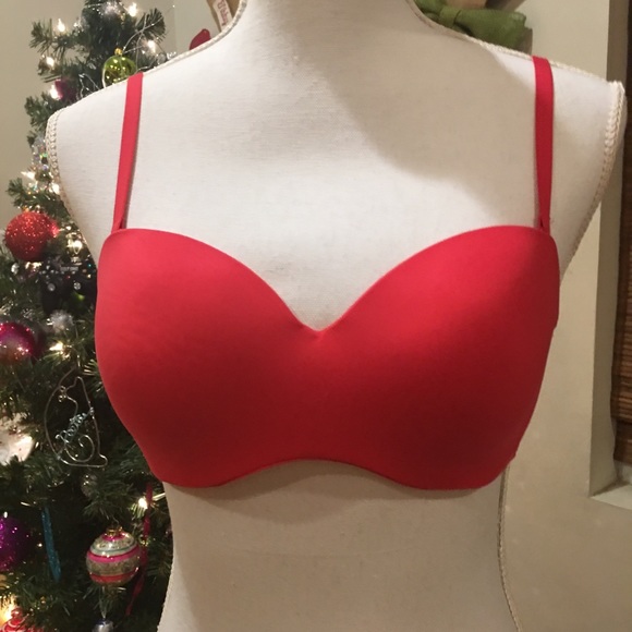 Victoria’s Secret 4-Way Bra - Picture 1 of 3