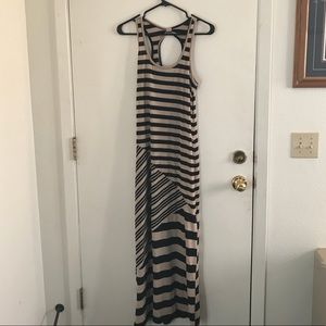 Maxi Dress with Keyhole Back.  Black and Tan