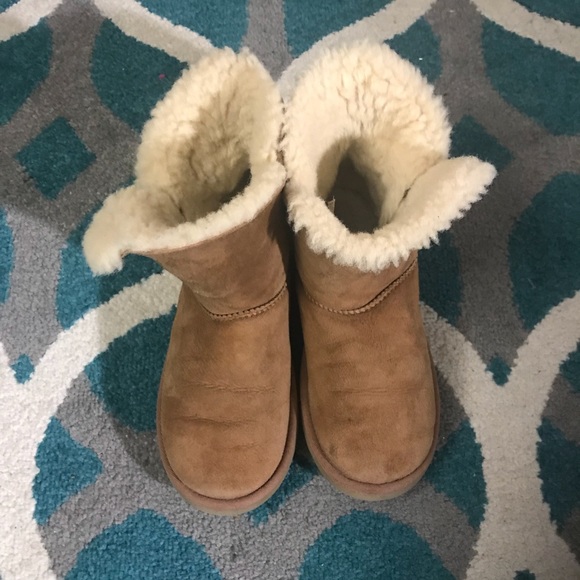 Ugg Boots - Picture 2 of 5