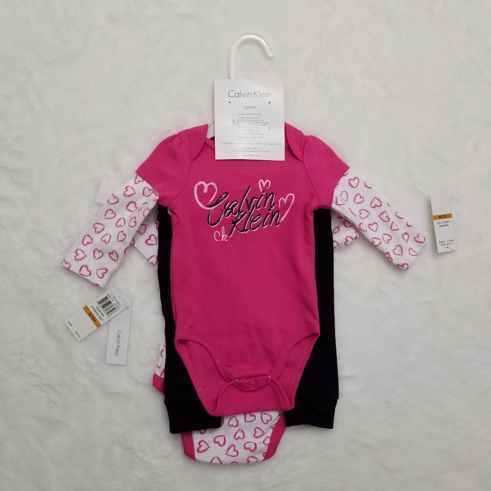 Calvin Klein Newborn 3 piece set