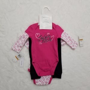 Calvin Klein Newborn 3 piece set