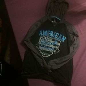 Boys size 10/12 long sleeve tee