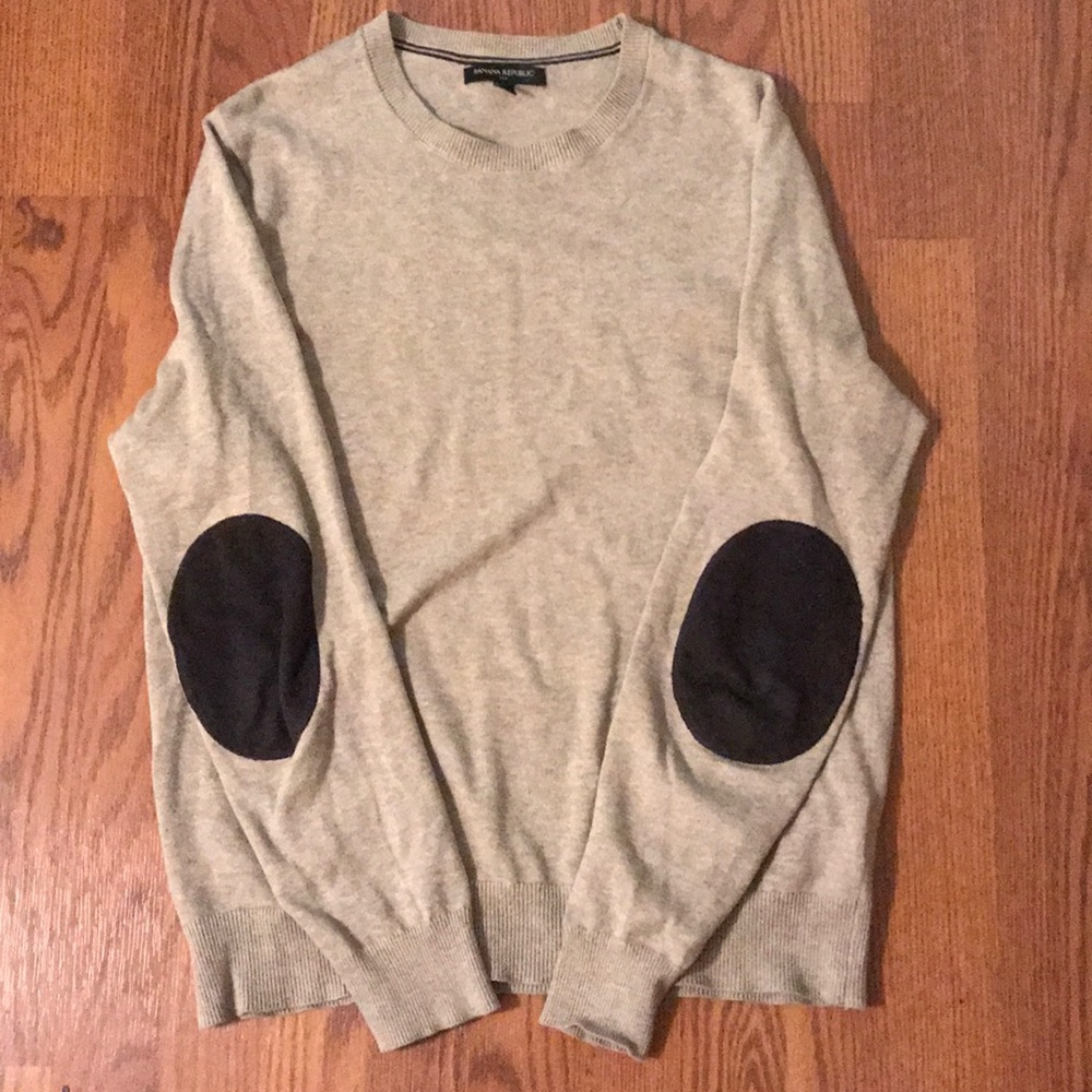 Banana Republic crew neck sweater w/ elbow patches