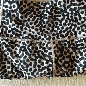 Lululemon cheetah print leggings, Sz. 4