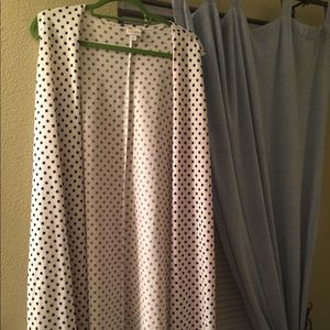 $3.00 off HTF Lularoe Joy polka dots