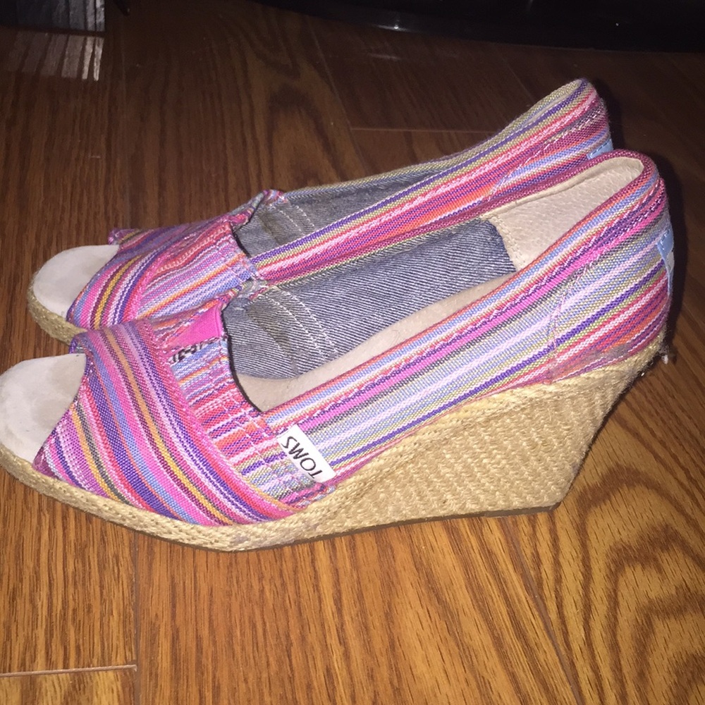Toms Wedges