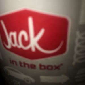 Meet your Posher, Sandro