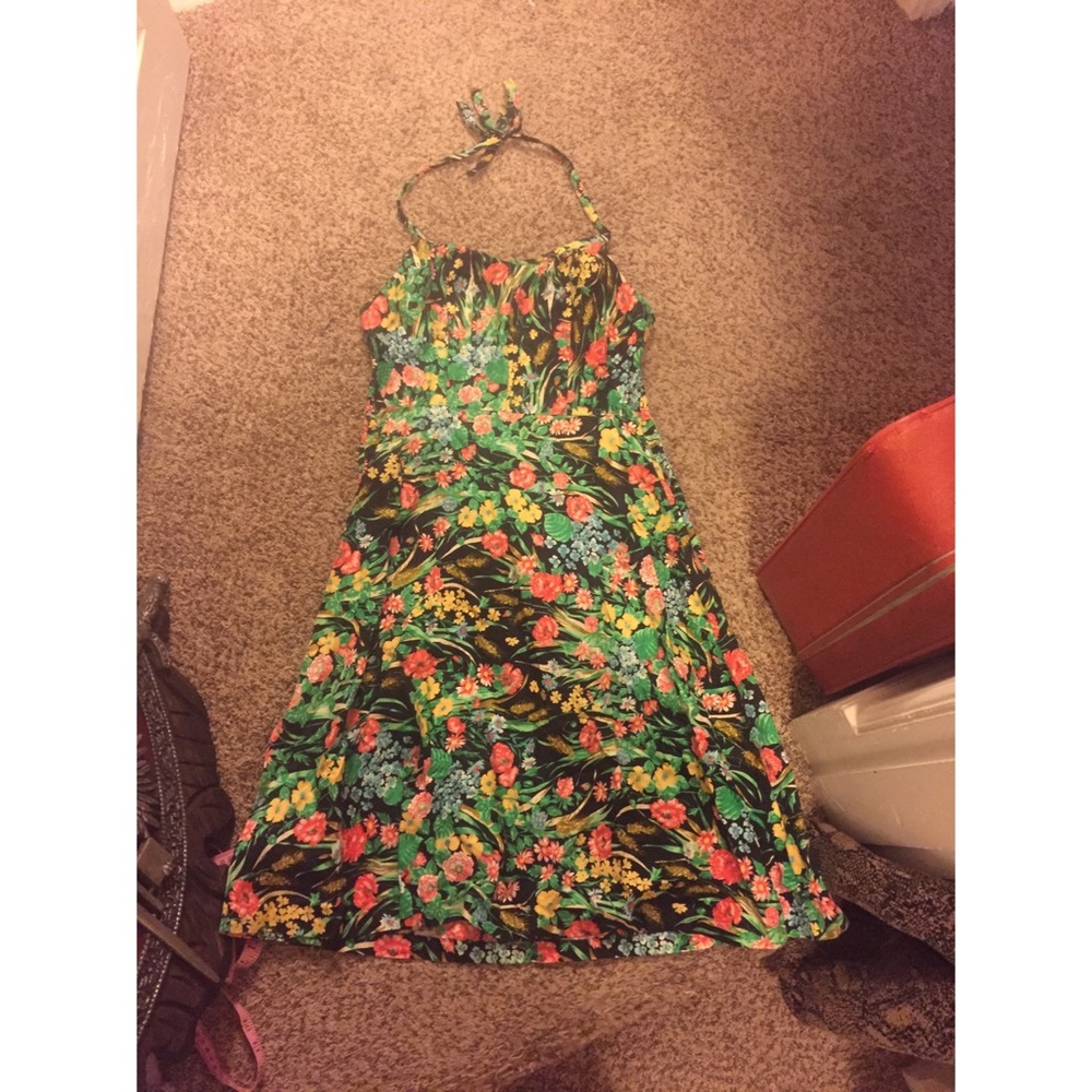 Vintage Flower Print Halter Top Dress 🌺