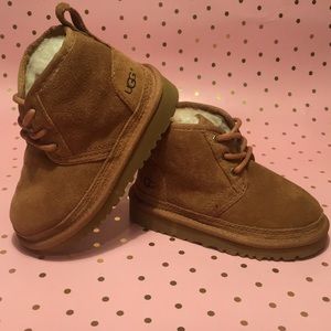Cute Little Girl UGG Neumal Boot