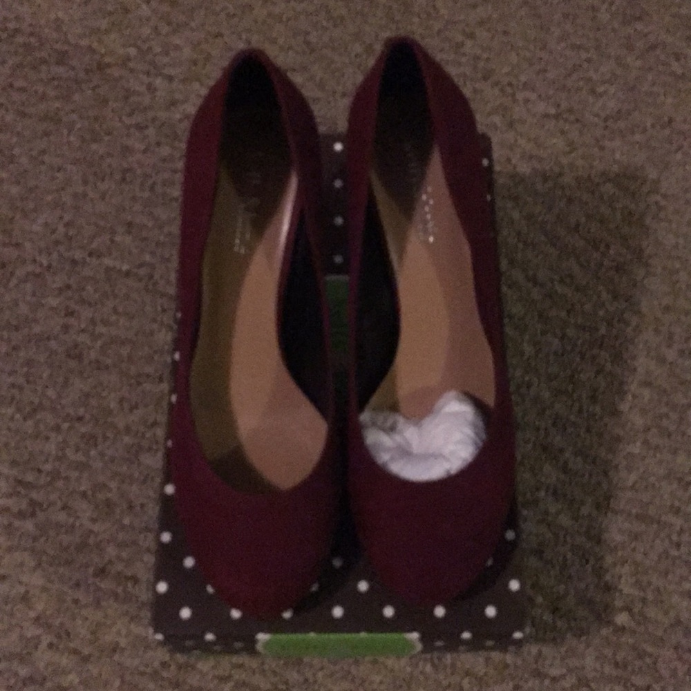 Bran new never worn Kelly and Katie pumps