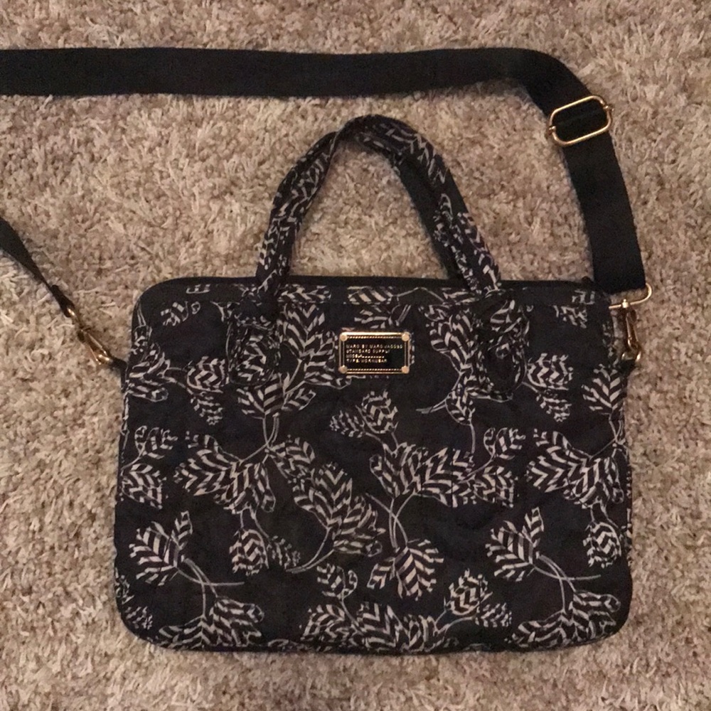 Marc Jacobs laptop carry bag