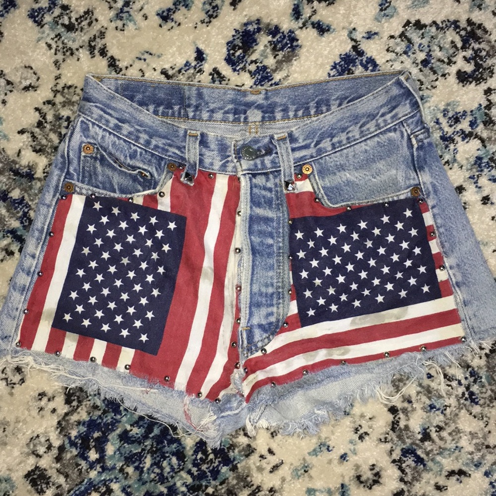 high waisted American flag levi's shorts