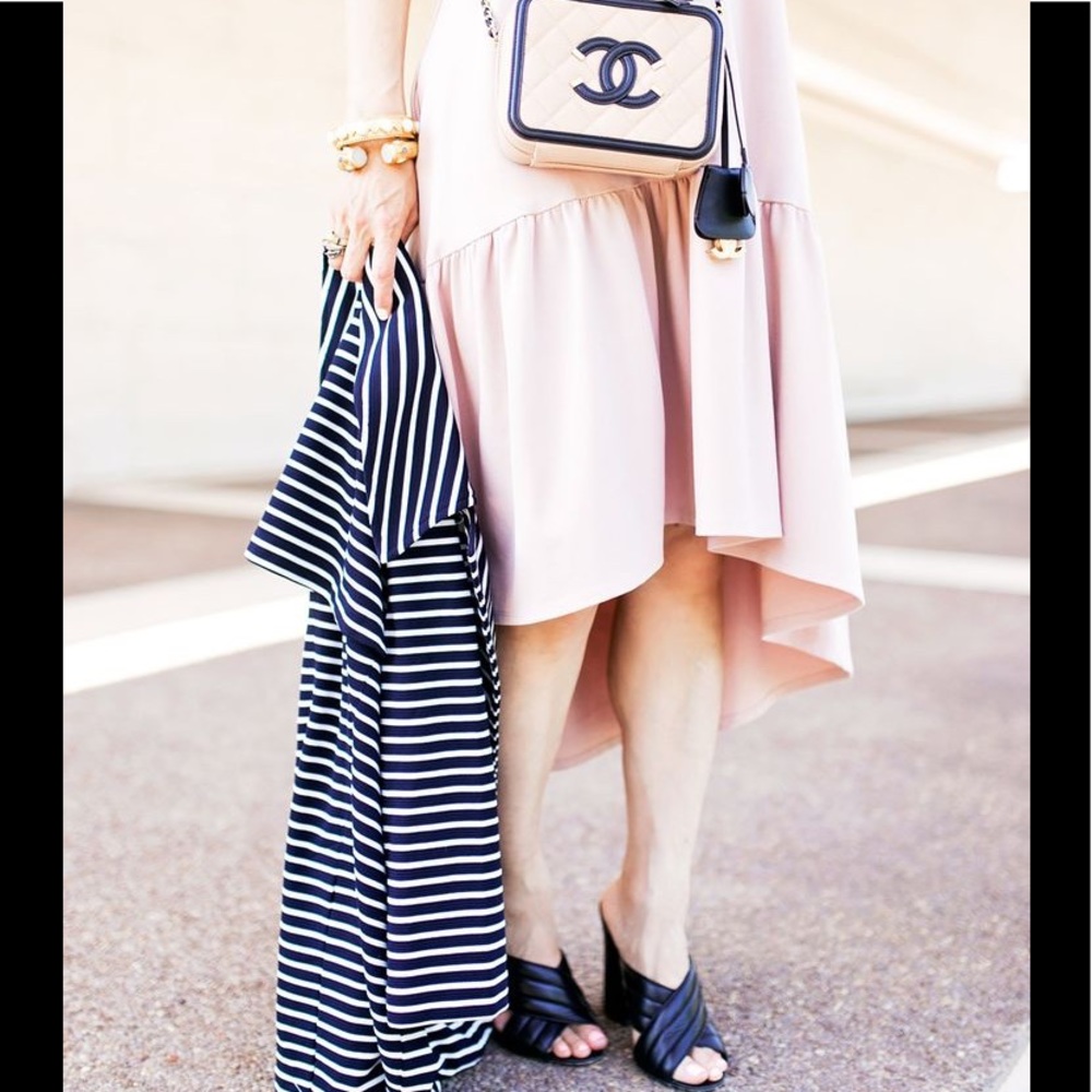 Block heel suede mules