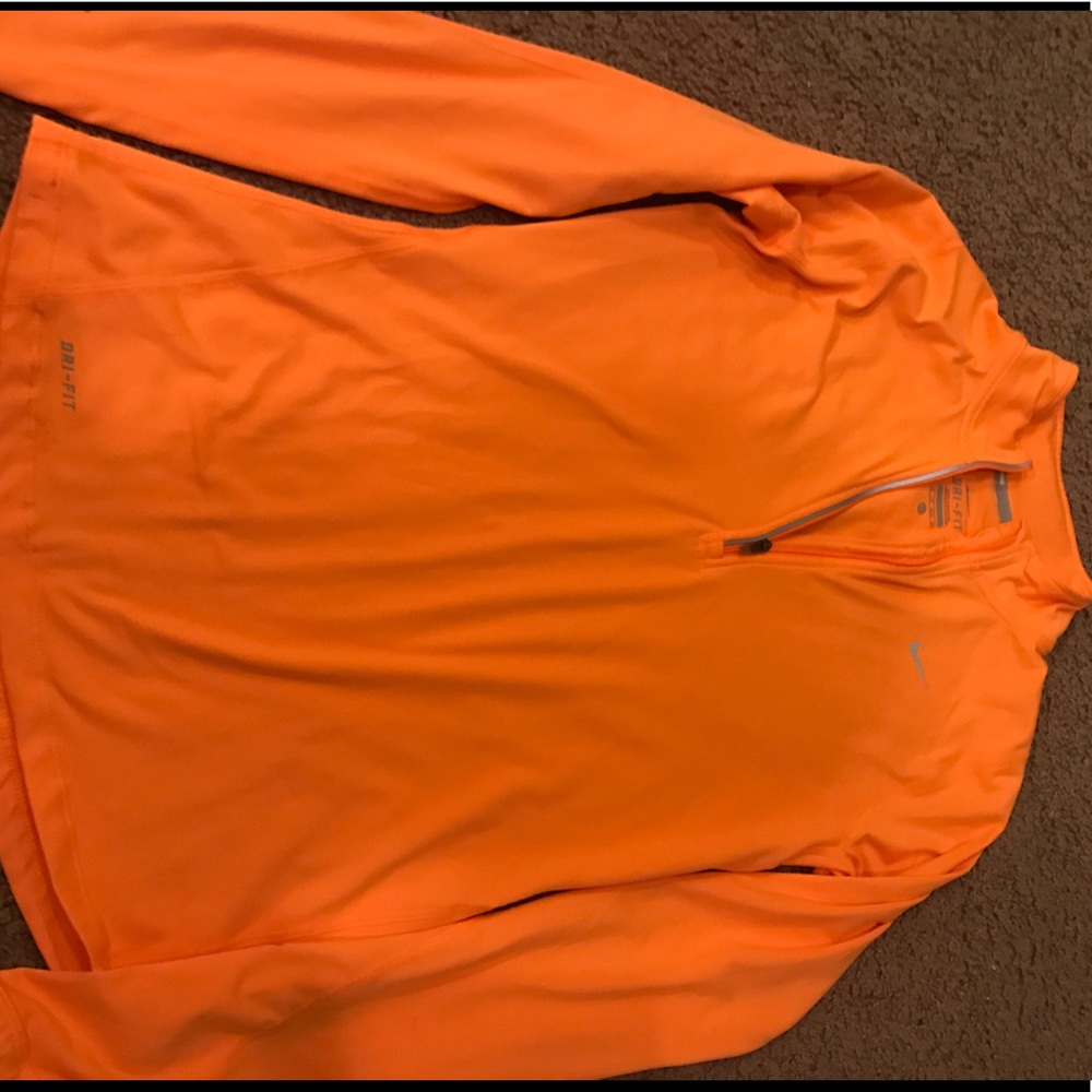 Nike training top