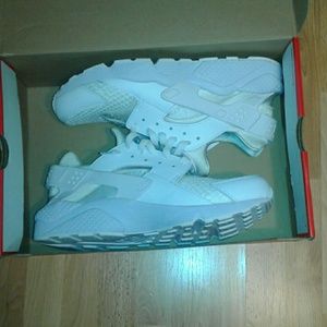 All white huraches