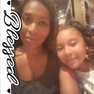 Meet your Posher, Adele