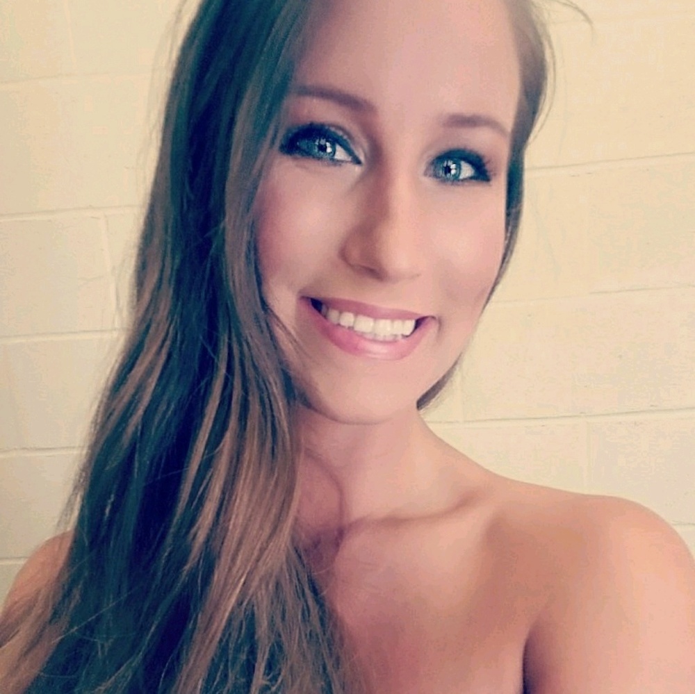 Meet your Posher, Kara